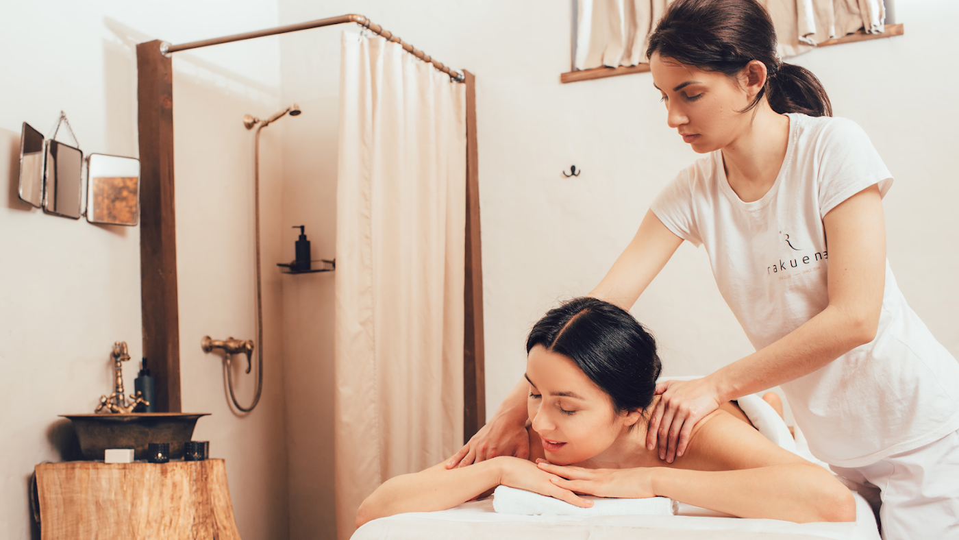 Спа салон «Rakuena Spa club»