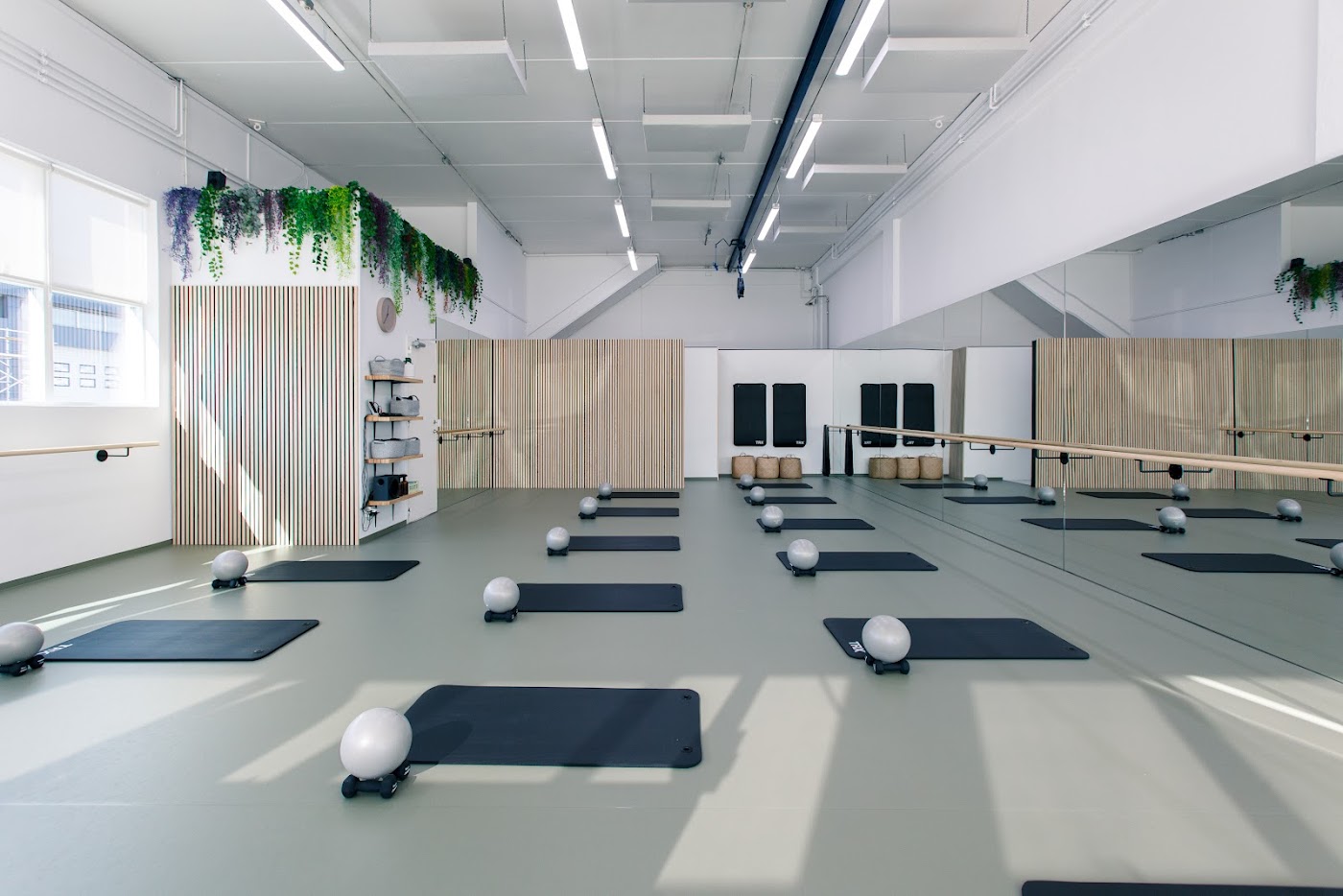Núna Collective Wellness Studio