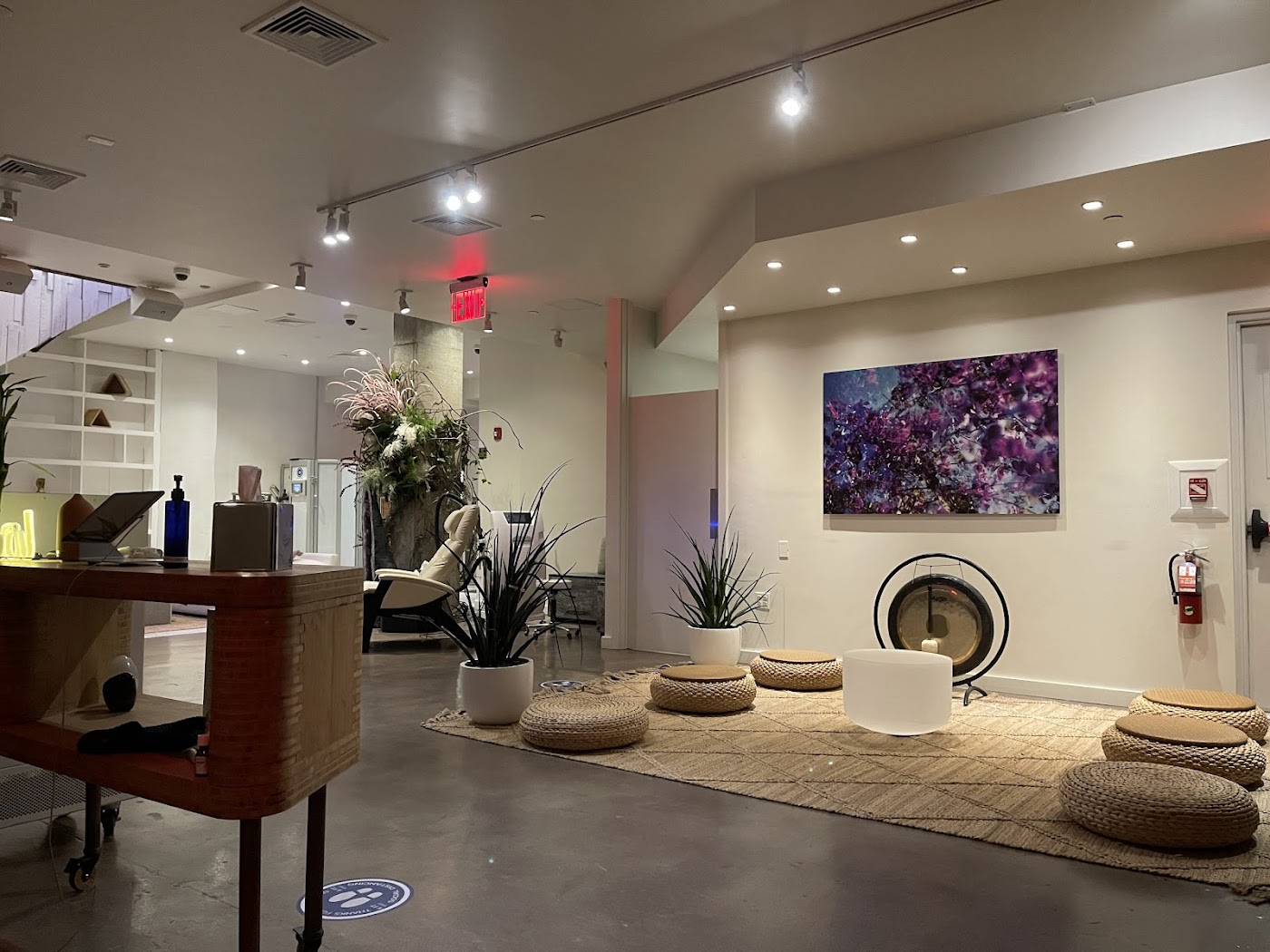 Kollectiv | Sauna, Cryotherapy, Massage, CRYOSKIN, Energy Healing, Spa in New York