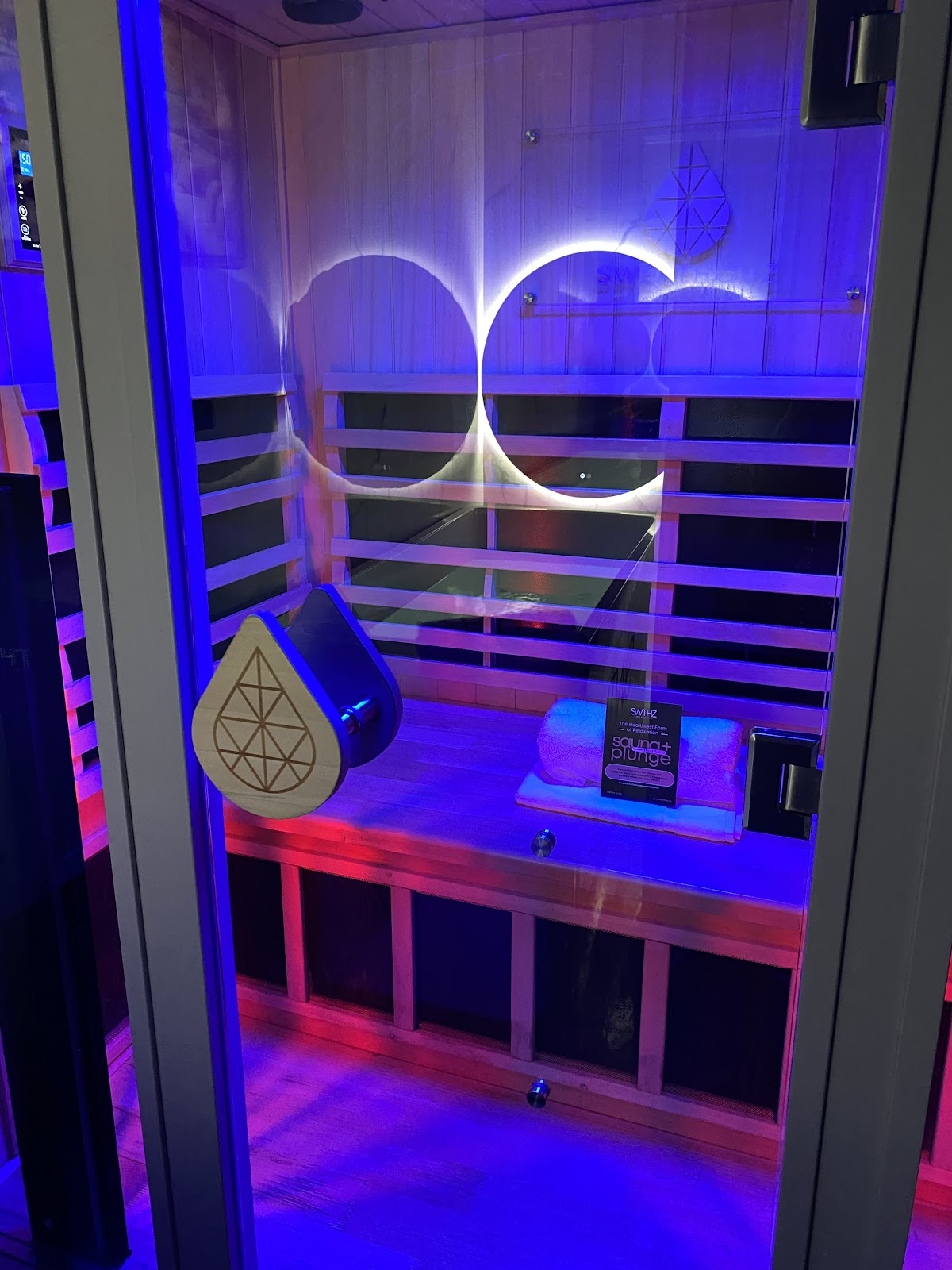 SweatHouz Hingham Contrast Therapy Studio