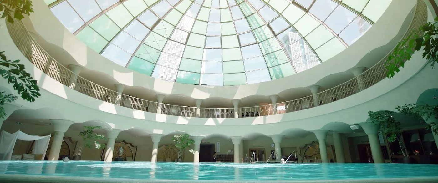 David Lloyd Frankfurt Skyline P…
