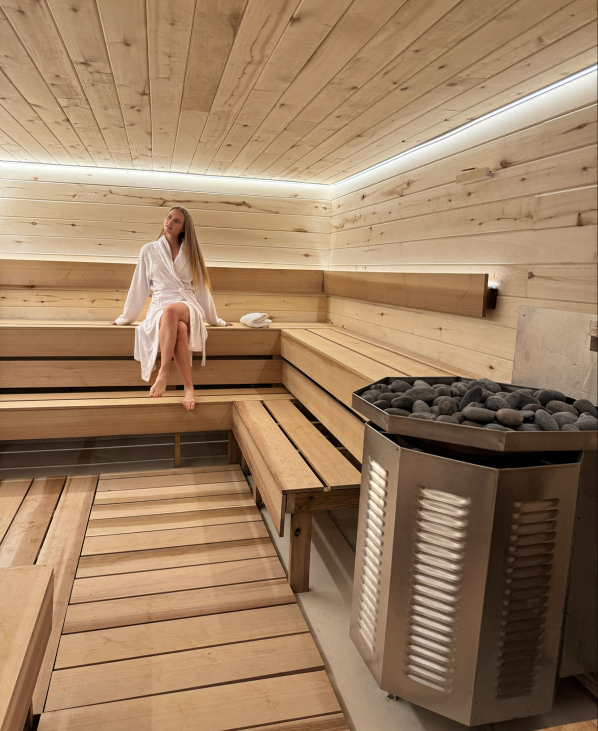 R3 Spa: Sauna + Cold Plunge