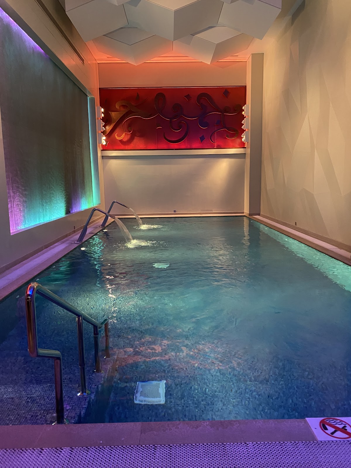 The Ladies Spa سبا السيدات